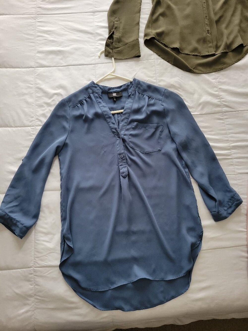 Bundle of 3 casual top blouse 3/4 sleeve. Preowned in great condition - Picture 4 of 13